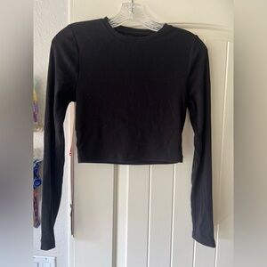 GAP Black Long-Sleeve Ultra Cropped Tee Modern Crew Neck Cotton Modal